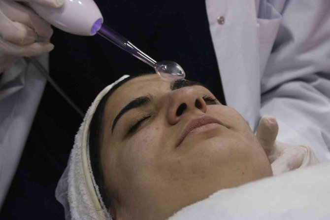 Güzellik Ve Estetiysen Uzmanı Şehirli Uyardı: “Kış Aylarında Kuru Ciltler Kırışıklığa Neden Oluyor”