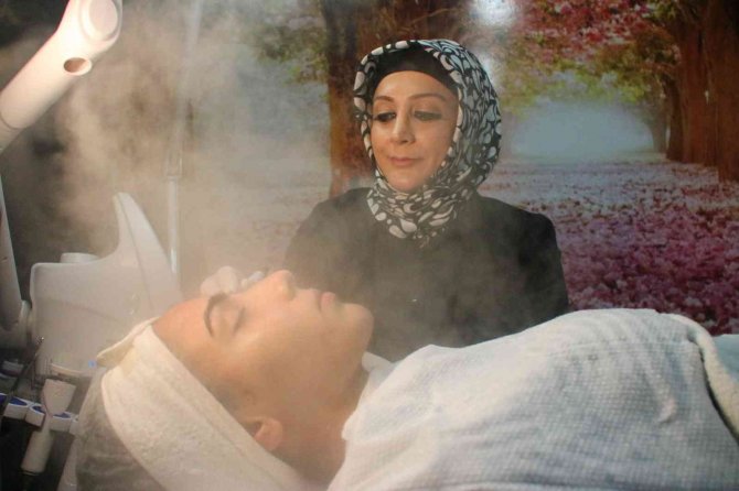 Güzellik Ve Estetiysen Uzmanı Şehirli Uyardı: “Kış Aylarında Kuru Ciltler Kırışıklığa Neden Oluyor”