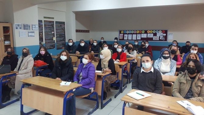 380 Öğretmene Tanıtım Yapıldı