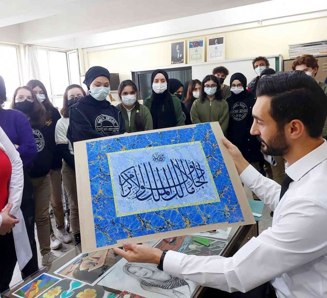Liseli Öğrencilere Sanatsal Bilgiler Verildi