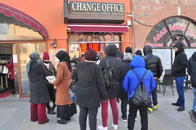Levanın Düştüğünü Gören Bulgarlar Şok Yaşadı: “Bunu Beklemiyorduk”
