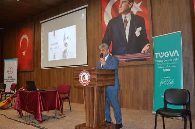 Gediz’de “Yüreklerde Âkif, Dillerde Hürriyet” Konulu Konferans