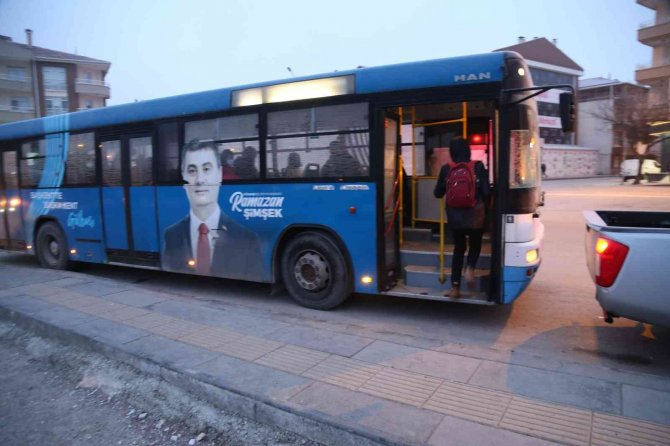 Başkan Şimşek’ten Öğrencilere Ücretsiz Okul Servisi Desteği