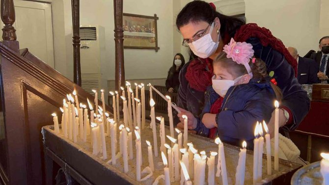 İ̇skenderun Ortodoks Kilisesinde Noel Ayini