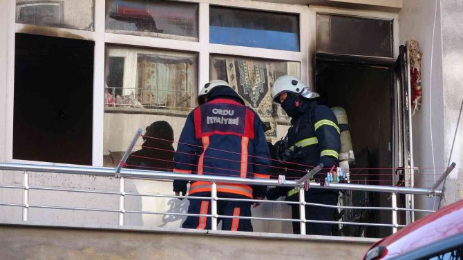 Ordu’da Ev Yangını: 2 Kişi Hastanelik Oldu