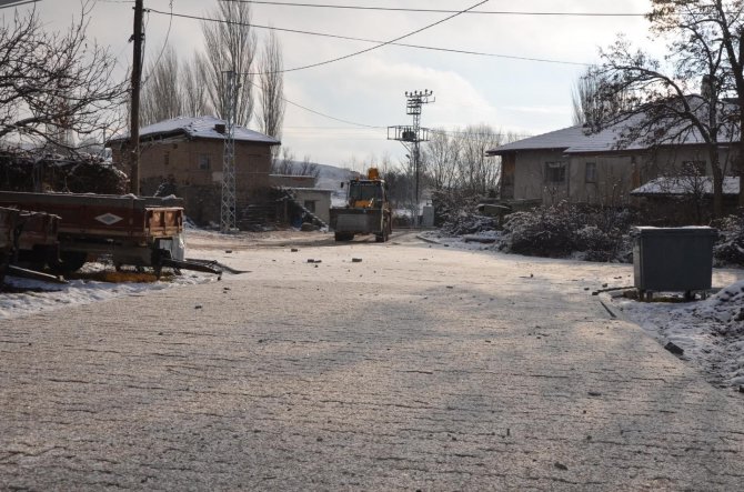 Kahramankazan’da Köyler Parke Taşıyla Güzelleşiyor