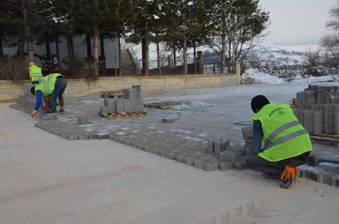 Kahramankazan’da Köyler Parke Taşıyla Güzelleşiyor
