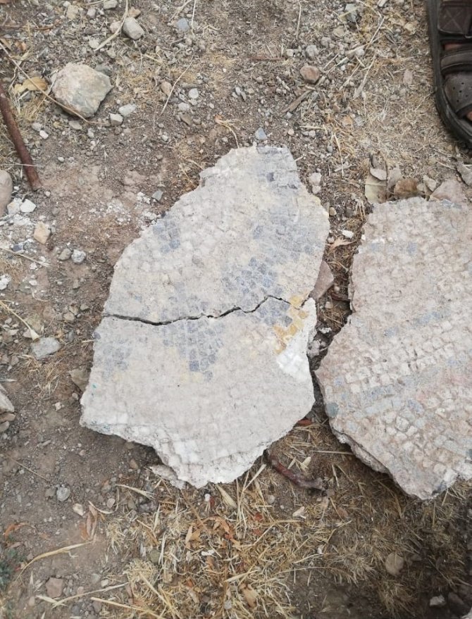 Kahramanmaraş’ta Temel Kazısında Bulunan Mozaikli Bölge Sit Alanı İlan Edildi