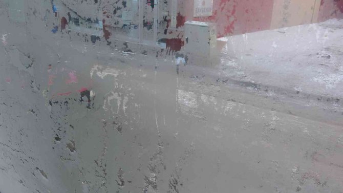 Ardahan Buz Tuttu, Hava Sıcaklığı Eksi 24 Dereceye Düştü
