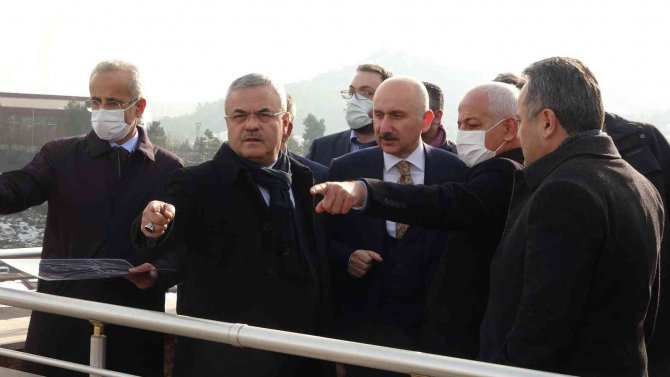 Bakan Karaismailoğlu’ndan Esnafa, “Recep Tayyip Erdoğan’a Güveneceksin Gerisi Allah Kerim”
