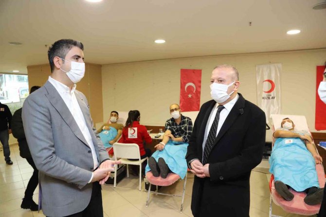 Kartal Belediyesi Ve Kızılay’dan Kan Bağışı Kampanyası
