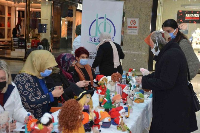 Keçmek Kursiyerlerinden Yılbaşı Etkinliği