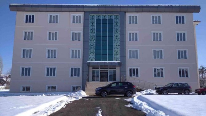 Hayırseverlerin Yaptırdığı Yatılı Hafızlık Kur’an Kursunda Devir Teslim Töreni