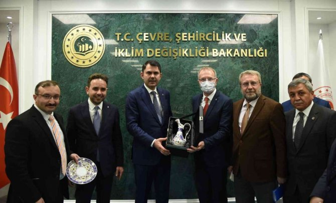 Kütahya Heyetinden Bakan Kurum’a Teşekkür Ziyareti
