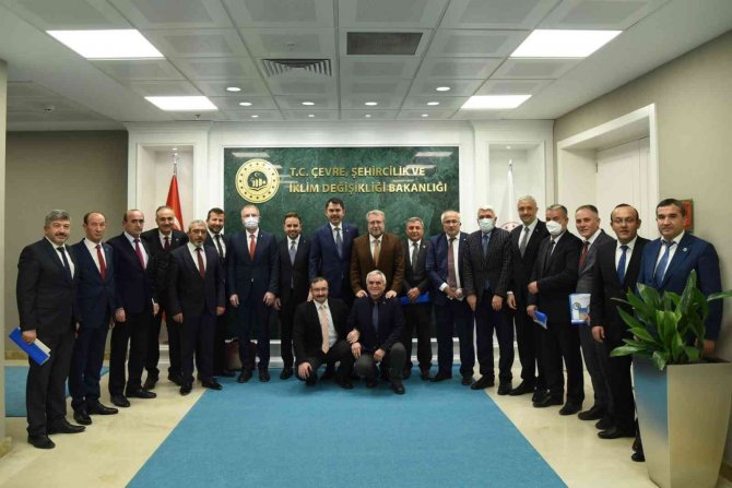 Kütahya Heyetinden Bakan Kurum’a Teşekkür Ziyareti
