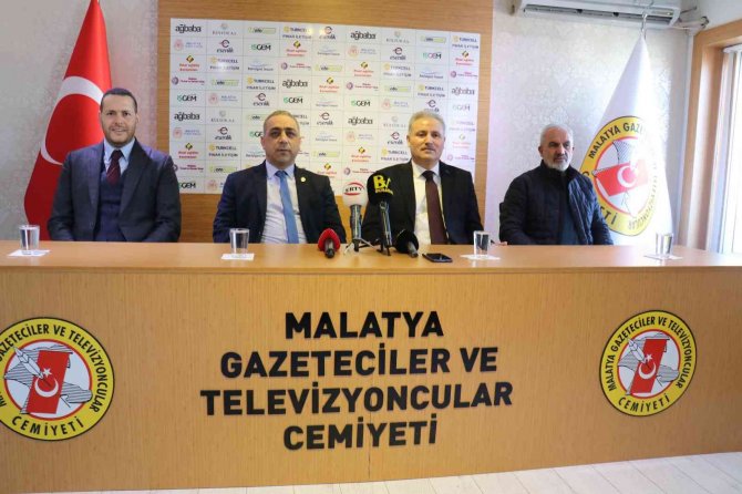 Çakır, “ Faizlerin Düşürülmesi Türkiye Ekonomisi İçin Çok Önemli”