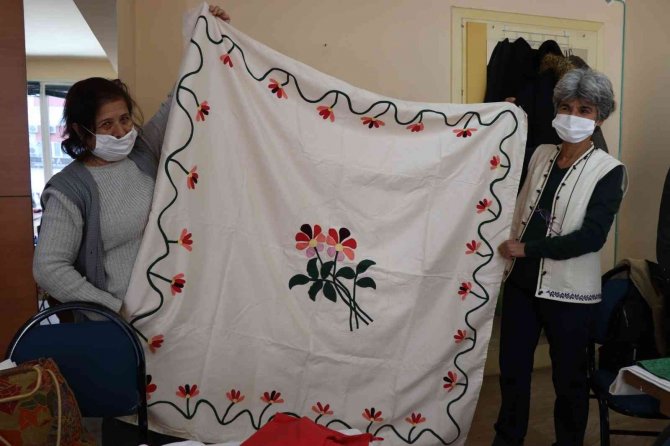 Nazilli Belediyesi’nin Kültür Ve Sanat Kurslarına Yoğun İlgi