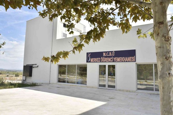 Manisa Cbü Öğrencilerinin Yanında