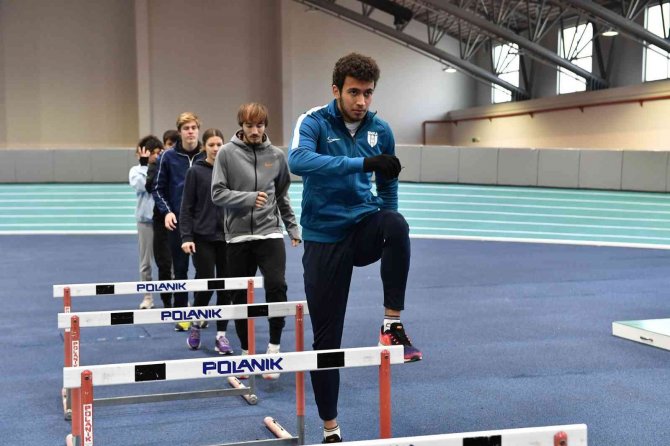 Dev Tesiste İlk Antrenman, İlk Heyecan