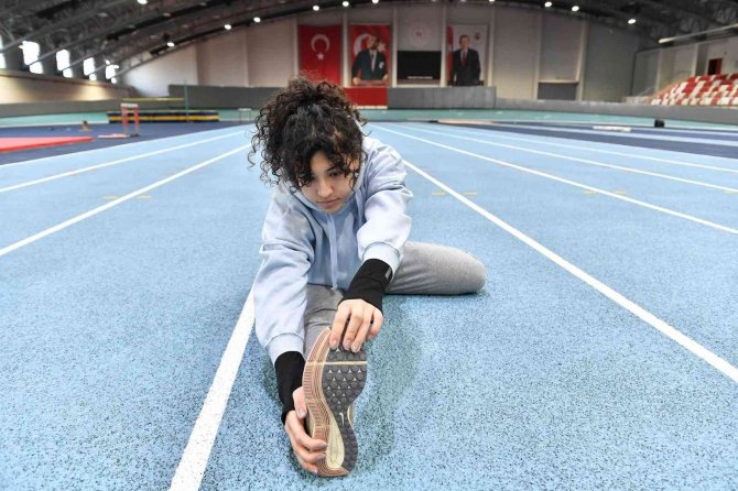 Dev Tesiste İlk Antrenman, İlk Heyecan