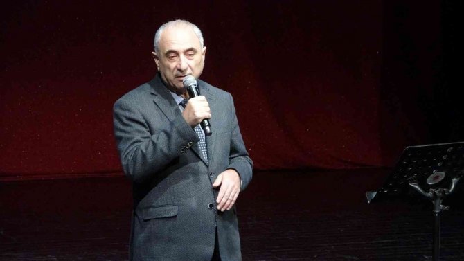 Nurullah Genç’ten Sitem: “Hayali Bir Destan Değil Ama Kimse Bilmiyor”