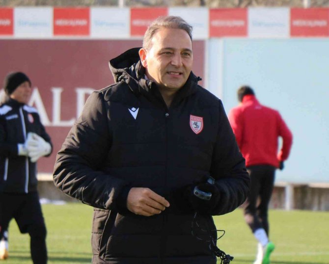 Fuat Çapa: “Şampiyonluk Hayali Olmayanlara Enerji Sarf Etmek Bir Şey Kazandırmaz”