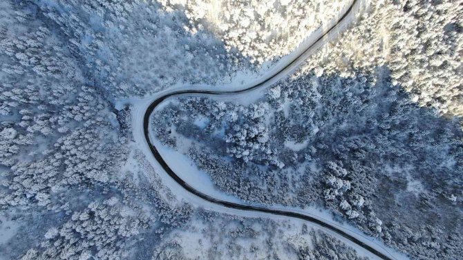 Karla Kaplanan Ilgaz’dan Kartpostallık Kar Manzaraları