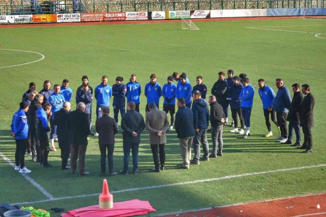 Yenişehir Belediyespor’da Yüzler Gülüyor
