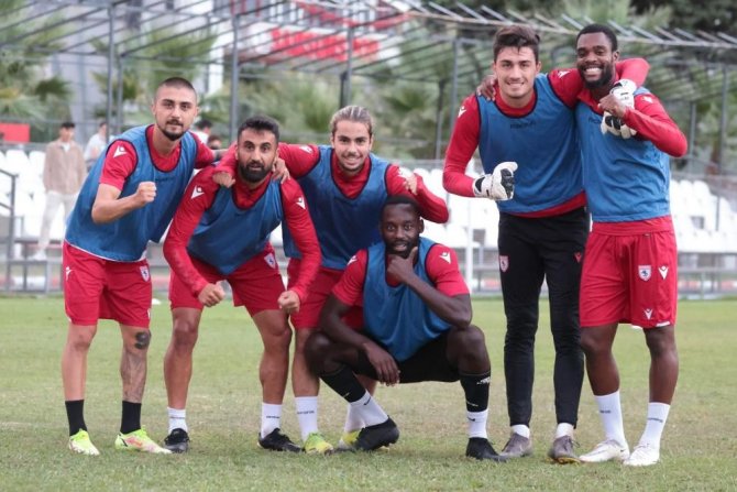 Samsunspor’da Devre Bitmeden 3 Futbolcu Takımdan Gönderildi