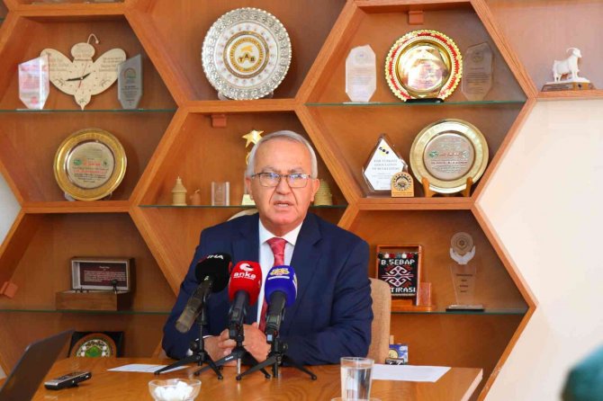 Arı Yetiştiricileri Birliği Başkanı Şahin: “Tüm Birlikleri Döviz Düşünce Fiyat Düşürmeyen, Acımasızlık Yapan Esnafları Protesto Etmeye Davet Ediyorum”