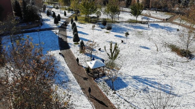 Şanlıurfa’da Kar Manzarası Havadan Görüntülendi