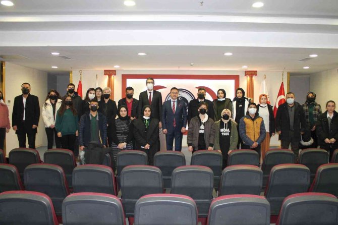 Lise Öğrencilerinden Adliye Ziyareti