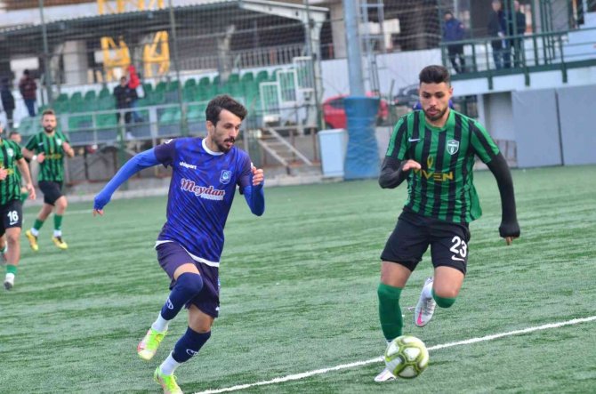 Yunusemre Belediyespor İlk Devrenin Son Maçında Lideri Ağırlayacak