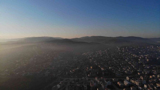 Balıkesir’i Kar Yerine Sis Bastı