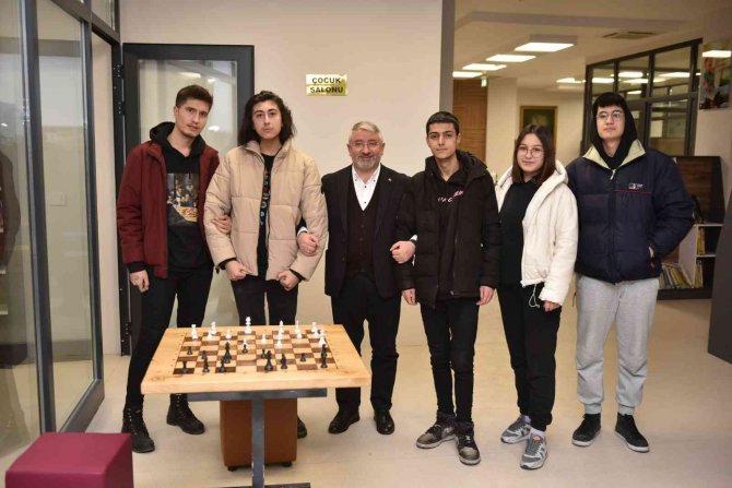 Hasan Paşa Kütüphanesi Haftanın 7 Günü, 24 Saat Hizmet Verecek