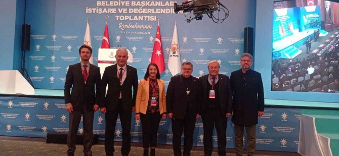 Ak Partili Belediye Başkanları Binali Yıldırım’la Bir Araya Geldi