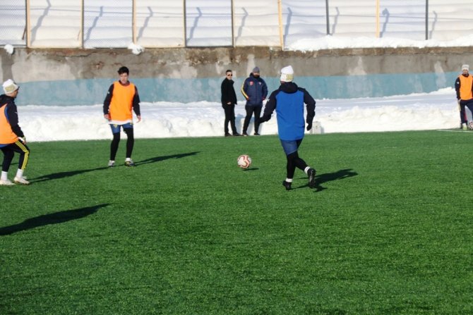 Hiç Gol Yemeyen Namağlup Özgüzeldere Spor’da Hedef Şampiyonluk