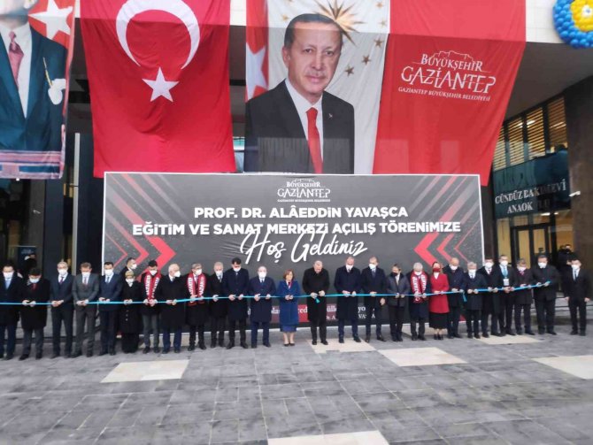 Cumhurbaşkanı Erdoğan, Prof. Dr. Alâeddin Yavaşca Kurs Merkezi’nin Açılışını Yaptı