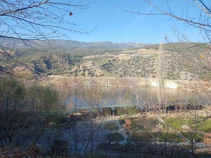 Güney Şelalesi Buz Tuttu