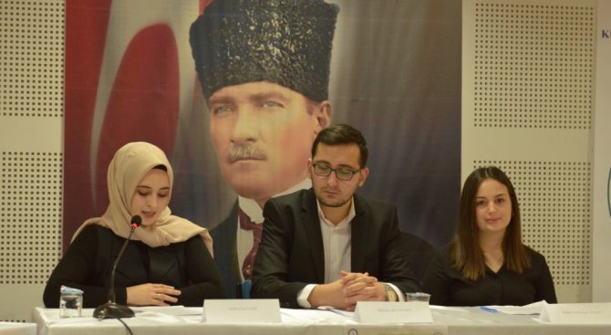 Dpü’de “Gönüller Sultanı Yunus Emre” İsimli Panel
