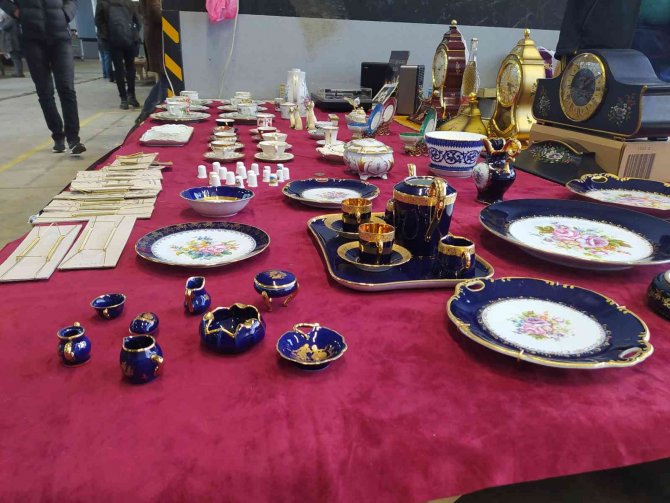 Antika Mezat İle Tarihe Yolculuk