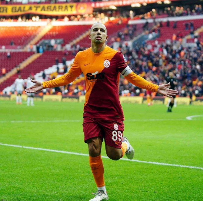 Sofiane Feghouli 5. Golünü Atı