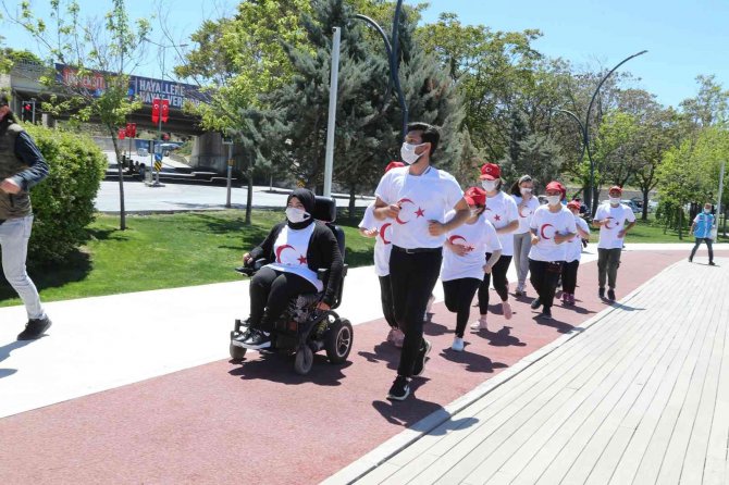 Umutlu Yaşam Merkezi, 2 Bin Engelli Vatandaşa Umut Oldu