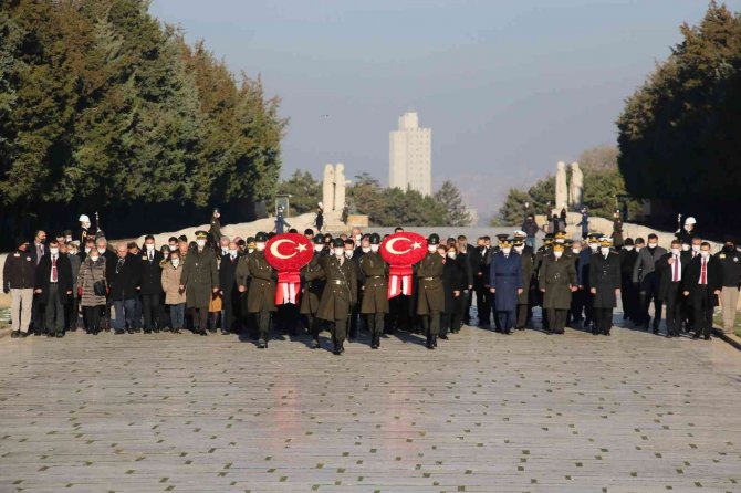 Vefatının 48. Yılında İ̇smet İ̇nönü Kabri Başında Anıldı