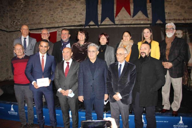 Kentin Yeni Kültür Sanat Platformu İ̇zmir Art Tanıtıldı