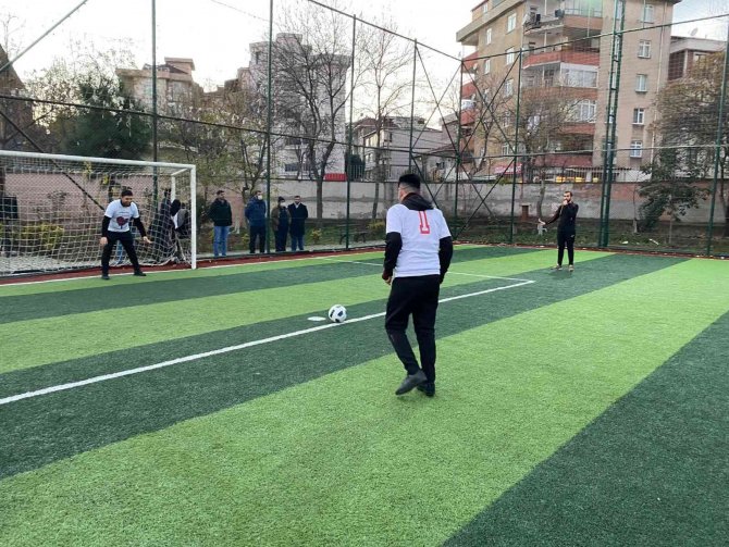 Koşuyolu Ailesi Geleneksel Futbol Turnuvası’nda, Kupa Sahibini Buldu