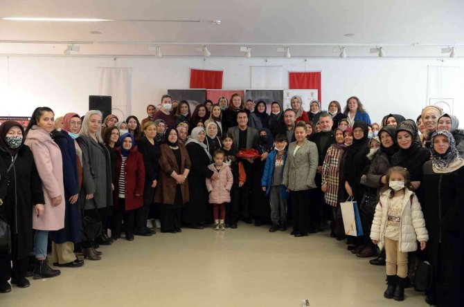 Başkan Dündar Ak Partili Kadınlarla Buluştu