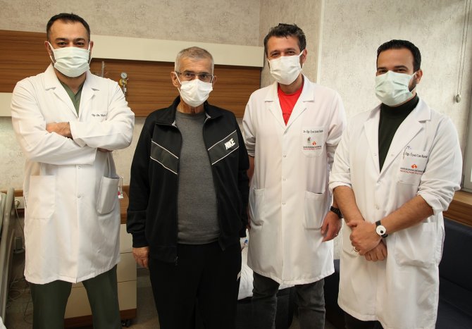 Kardeşini Kaybetti, Kendisi Organ Nakli İle Hayata Tutundu