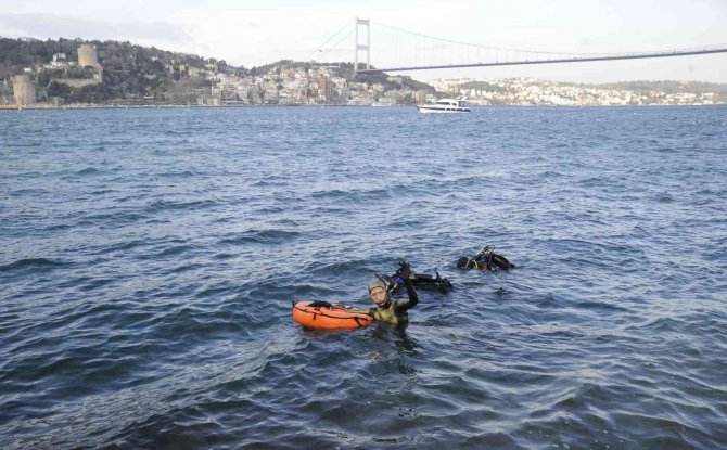 İ̇stanbul Boğazı’nda Serbest Dalış Rekoru Kırıldı