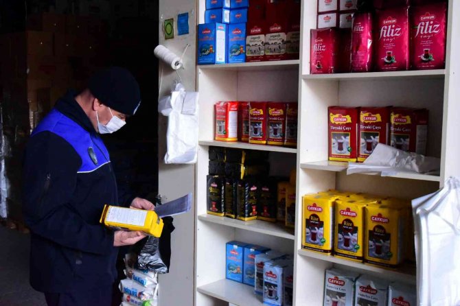 Sındırgı’da Etiket Denetimi Sürüyor